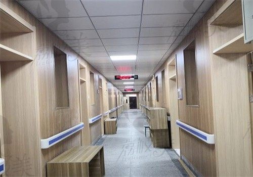 蚌埠市第一人民医院走廊