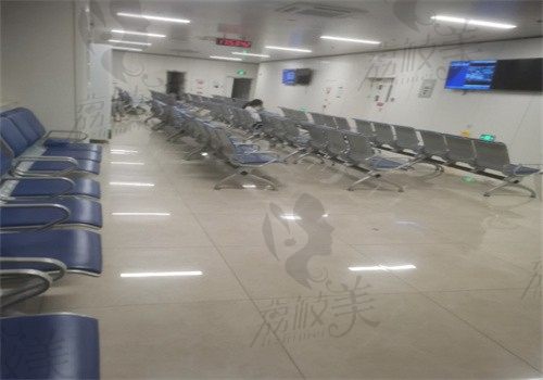 山东齐鲁医院大厅