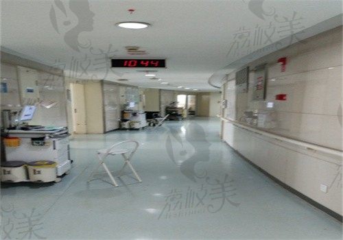 宁波市第一医院走廊