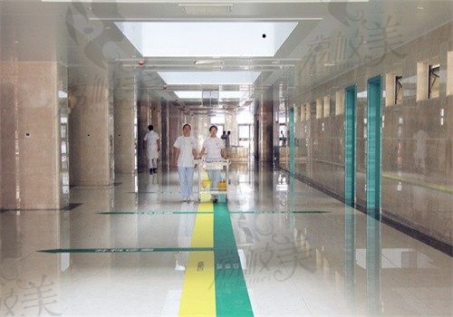 东营市人民医院走廊