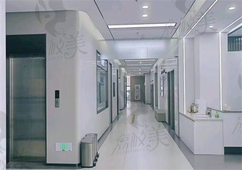 台州仙居口腔医院走廊