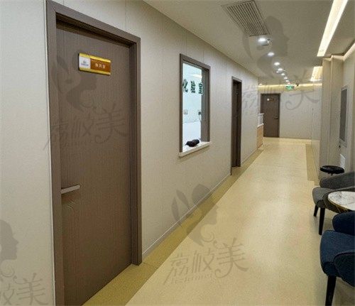 石家庄瑞雅医疗美容门诊部走廊