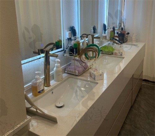 深圳柏颜医疗美容诊所洗漱区