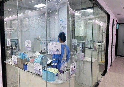 衢州可恩口腔医院（常山店）消毒室