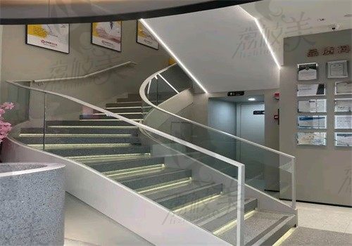 福州科尔口腔门诊部（台江院区）走廊