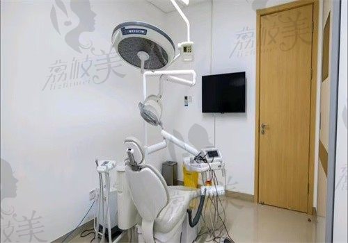 成都安琪儿口腔科诊室