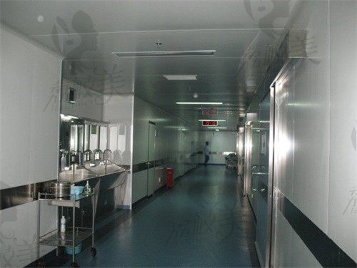 衡阳市第一人民医院走廊
