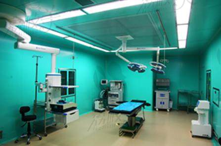荔枝美：西安艺星医疗美容医院手术室
