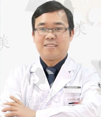 重庆韩佳牙博士口腔医院种植院长伍正辉