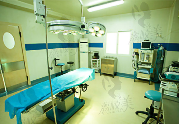 莆田海峡医疗美容医院治疗室
