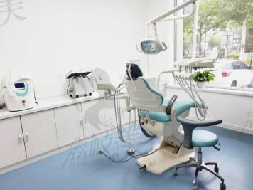 牙齿综合治疗椅