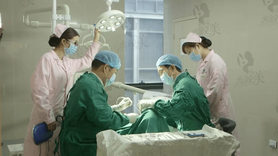 武汉大众口腔医院手术室