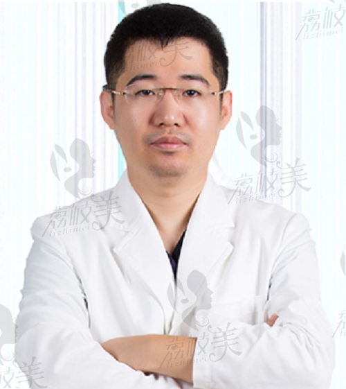 南京金伯利口腔种植牙研究院院长徐伟