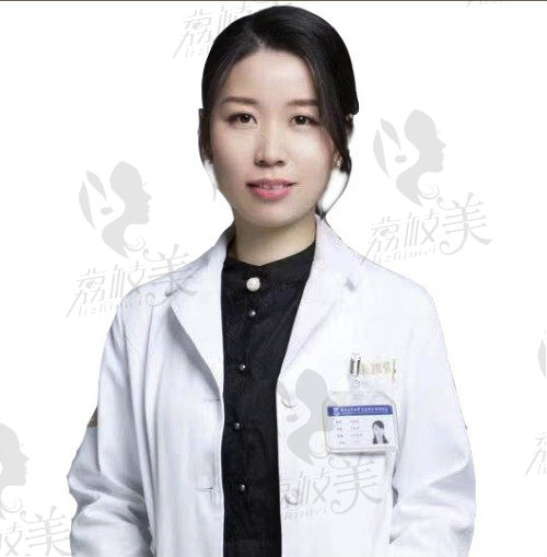 朱雅倩——扬州友谊美容医师