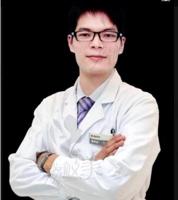 找佛山拜尔口腔曾祥波院长做了奥齿泰种植牙