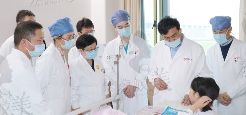 西安国 际整形-郭树忠先天性耳畸形免费义诊预约活动开始了