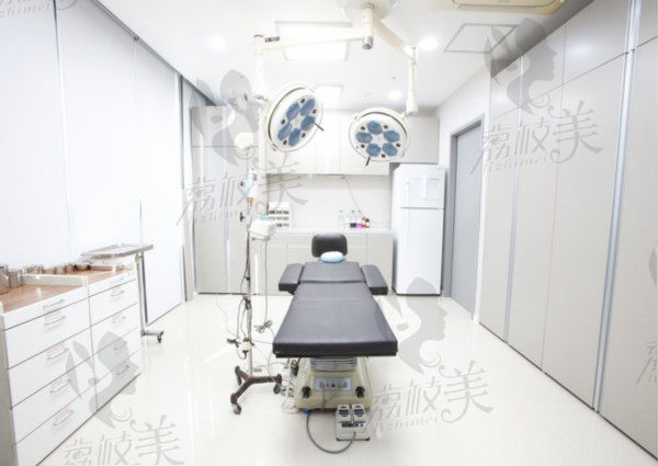 韩国美思科MIOREUM整形外科医院手术室