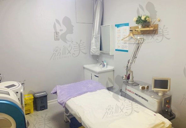 上海维九医疗美容门诊部皮肤治疗室