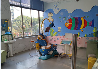 重庆雅博尔口腔门诊部儿童诊疗室