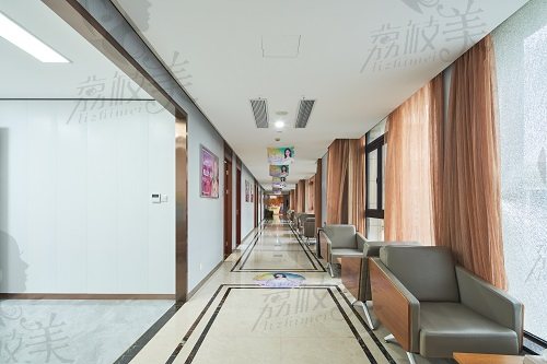 上海诺诗雅医疗美容医院走廊