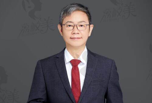 陈育哲医生