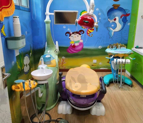 新乡牙博士口腔儿童诊疗室