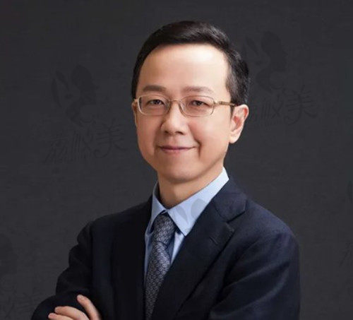 余力做胸比较保守吗