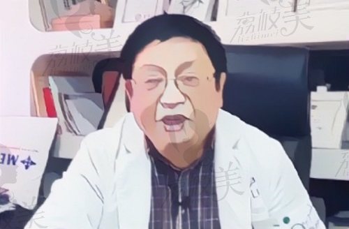 深圳吸脂医生郭杰