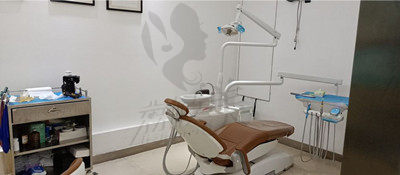 重庆牙卫士口腔诊疗室1