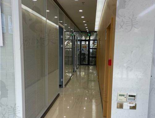 上海登特口腔走廊