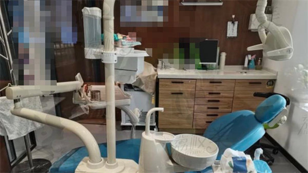 哈尔滨张丽口腔门诊部诊室