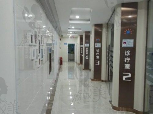 岳阳阳光口腔医院走廊