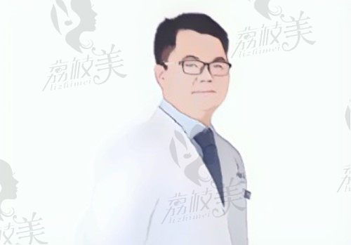 何祥龙医生祛眼袋手术的资质