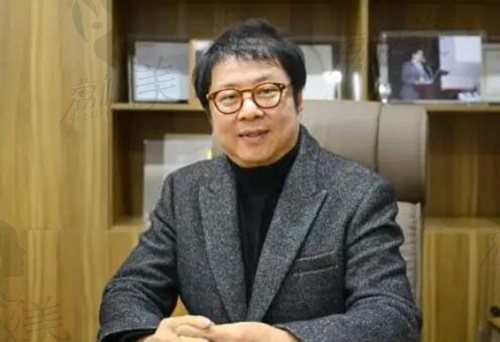 韩国4月31号整形外科医院代表院长金载勋