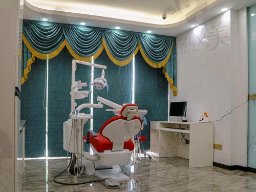 万宁市牙口腔诊疗室