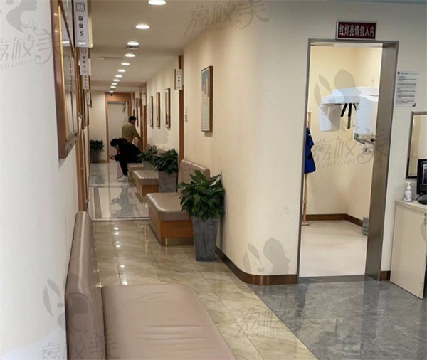 上海金高医院口腔科走廊