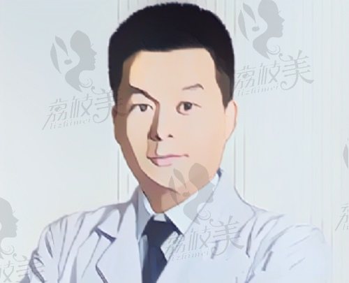 郑州尖峰眼科医院李云鹏医生