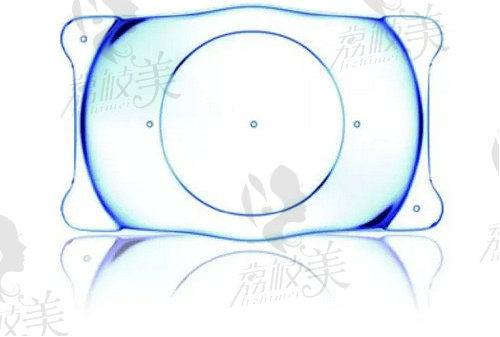 上海和平眼科医院翟爱琴做晶体植入手术技术成熟