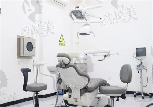 成都友禾口腔医生水平怎么样？