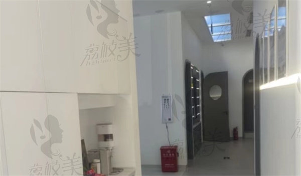 北京宁联西海眼科收费价格公布
