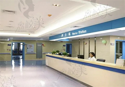 重庆市人民医院眼科室内