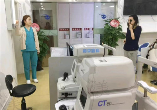 上海和平眼科医院做视网膜手术
