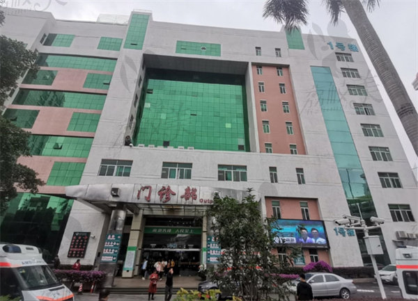 广东省第二人民医院整形科隆胸价格