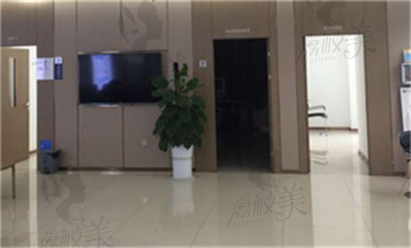 玉溪艾維眼科醫(yī)院李旭松怎么樣