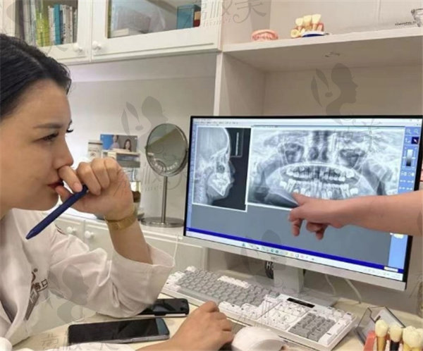 江门暨博口腔医院可以刷医疗保险卡吗