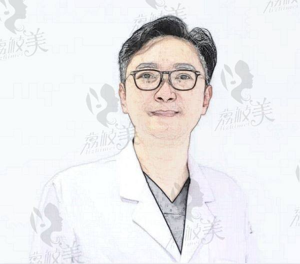 广元中舰口腔门诊部姚佳宏医生怎么样