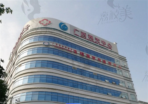 广西视光中心青光眼手术价格