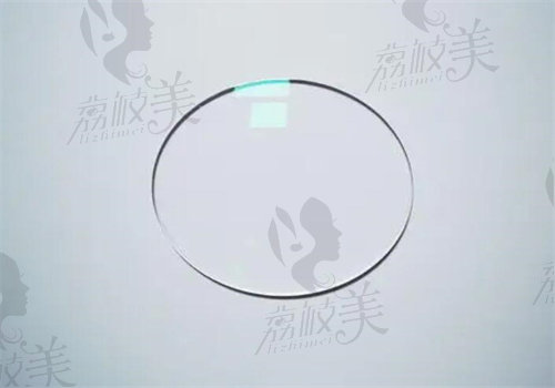 童星圆多点离焦镜片舒适度高