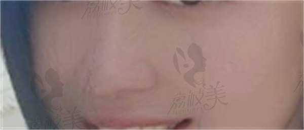 成都初龄医疗美容门诊部周维