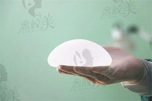 成都薛瑞隆胸